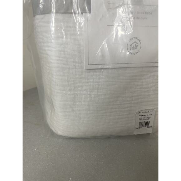 NEW Pottery Barn BABY Matelasse White Cotton Nursery Crib Skirt 16” Drop -28x52” - Picture 5 of 12